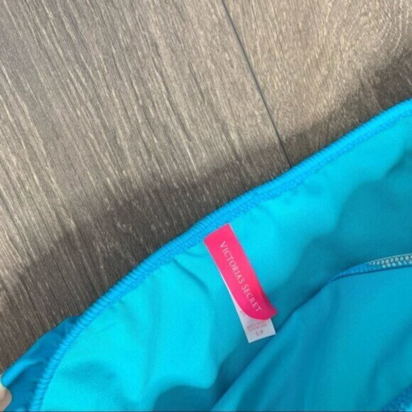 Victoria’s Secret Bikini Bottoms Cheeky Swimwear Bathing suit Stripes Low rise - Picture 3 of 5